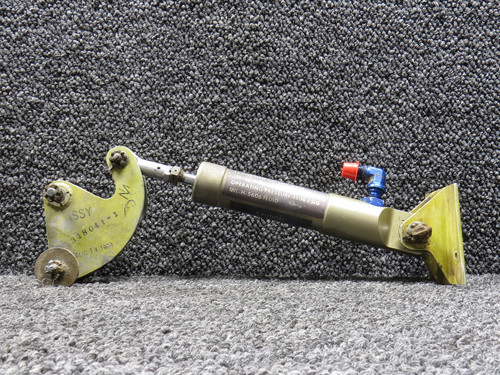 LMCH310 (Alt: 6600055-1) Lyons LearJet 25 Inboard Door Uplatch Actuator Assembly