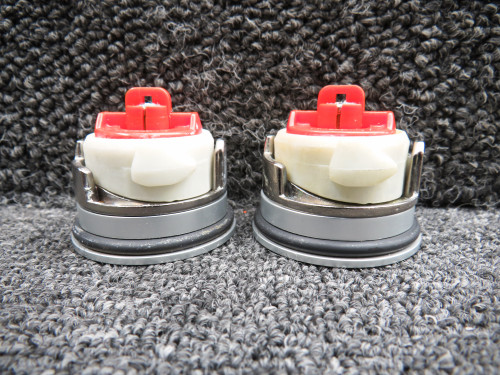 18052-302 Cirrus SR22 Locking De-Ice Reservoir Cap Set of 2