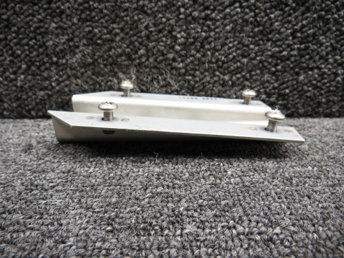 11799-004 Cirrus SR22 Nose Gear Wheel Pant Bracket