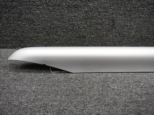 26607-101 Cirrus SR22 Nose Landing Gear Strut Fairing