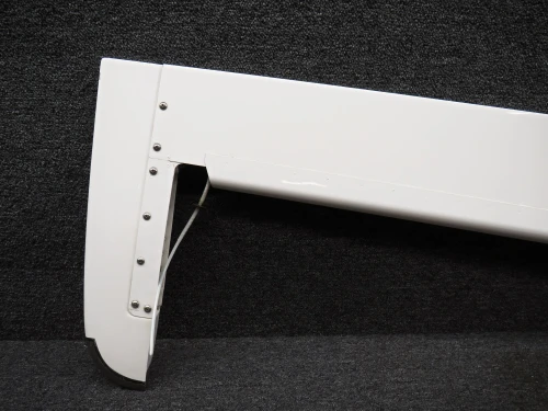 19658-002 (Alt: 19661-006) Cirrus SR22 Elevator Assembly RH