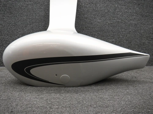 18137-105, 18138-003 Cirrus SR22 Main Landing Gear Wheel Pant Assembly LH