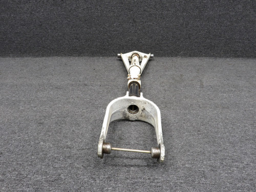 5842000-214 Cessna 402B Nose Gear Strut Assembly with Trunnion & Fork Piston