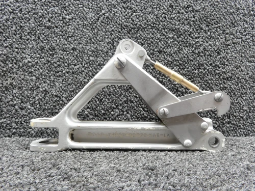 67025-005 Piper PA-28R-180 Main Landing Gear Truss Assy LH (Bead Blasted)