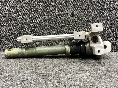 C301002-0116 (Use: C301002-0114) Cessna T206H Flap Actuator Switch Bar Assembly