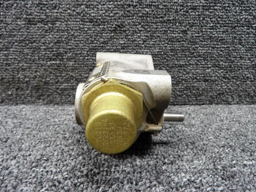 158465-3 Allied Signal Oil Temperature Control Valve