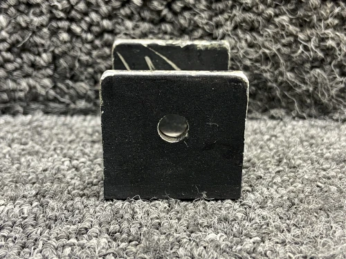 0719040-4 Cessna T206H Aft Bench Seat Attach Fitting
