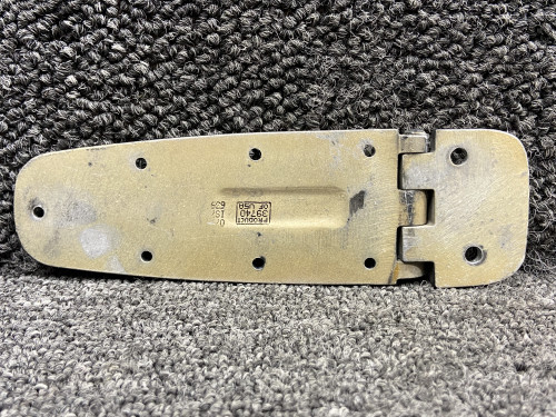 0711037-19, 0711037-21 Cessna Lower Cabin Door Hinge Assembly