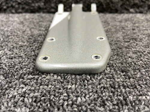 1211661-8 Cessna 206 Series Upper Aft, Aft Cargo Door Hinge