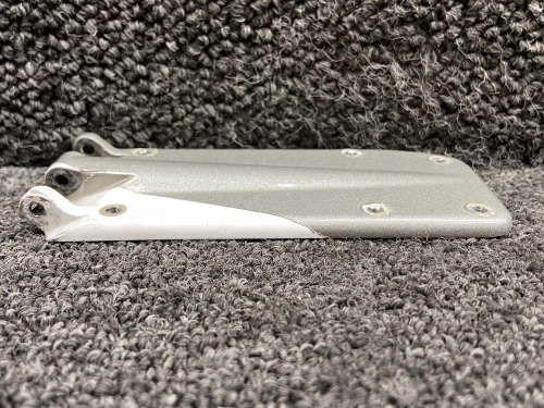 1211661-8 Cessna 206 Series Upper Aft, Aft Cargo Door Hinge