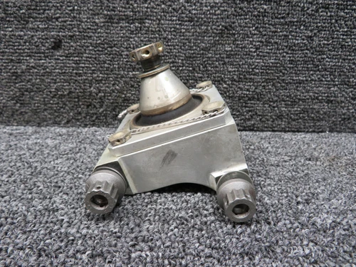 LM-833-SA5 (Alt: 6600308-5) Lord Kinematics Engine Mount