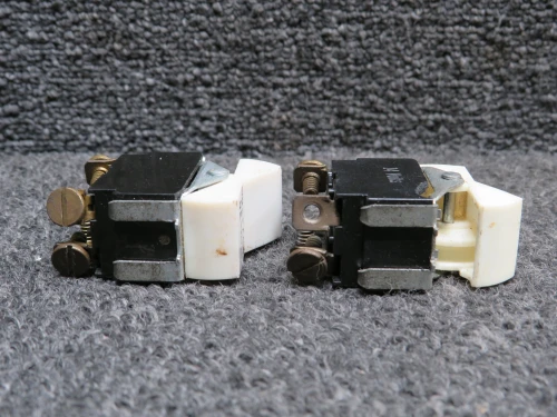 32370-011, 32370-024 Piper PA23-250 De-Ice Switch Set of 2 (Volts: 14)