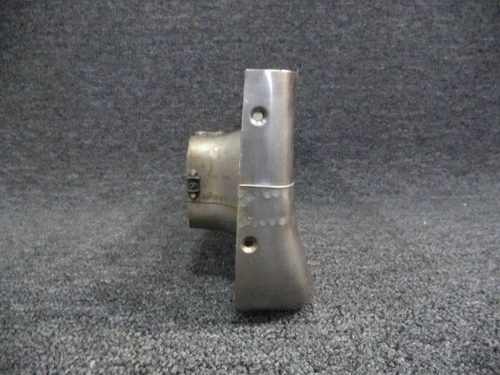 0850637-12 Cessna 310D Cap Assy Upper Nacelle RH (BD)