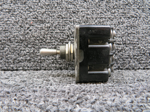 4TL1-5 (Alt: MS24525-31) Micro Switch Toggle Switch