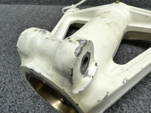 60-820023-1 Beechcraft A60 Nose Gear Brace Assembly (Core)