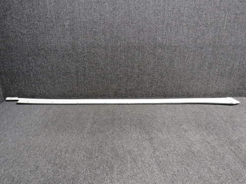 16659-001 Piper PA23-250 Lower Wing Root Fairing Assembly RH (White)