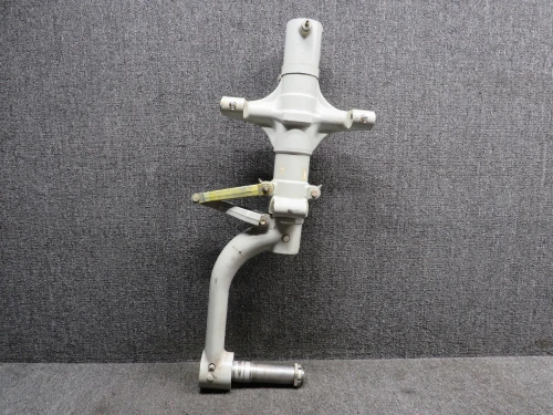 31903-002 Piper PA23-250 Main Gear Strut LH or RH with Torque Links