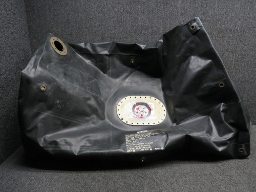 520 (Alt: 454-320) Piper PA23-250 FFC Fuel Cell Bladder LH (Mfg Date: 10-2017)