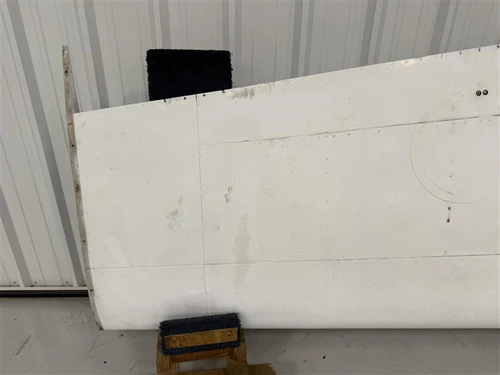 0720601-212 Cessna 182M Wing Structure Assembly RH