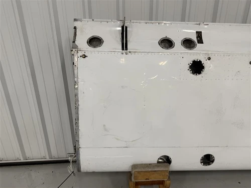 0720601-212 Cessna 182M Wing Structure Assembly RH