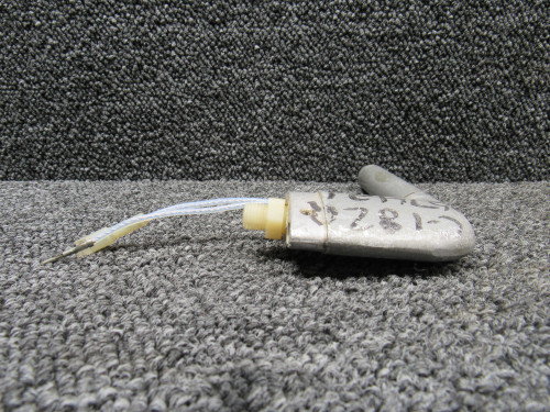 0721105-18 Cessna 182Q Heated Pitot Tube Assembly (28V)