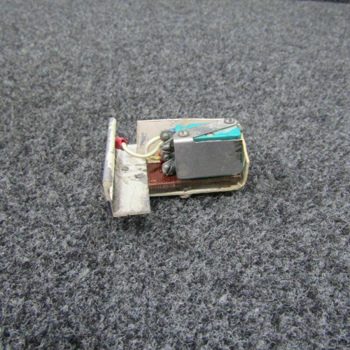 V3-1001 Piper PA31T Nose Baggage Door Switch Assembly (Chunk Missing) (C20)