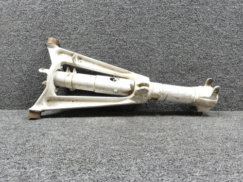 5842000-202 Cessna 414 Nose Gear Strut Assembly (Less Forks)