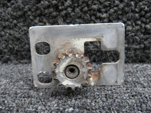 0711694-27 (Alt: 0711694-25) Cessna TR182 Cabin Door Clutch Assembly LH