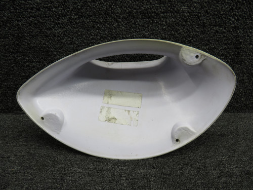 0723612-3 Cessna TR182 Wing Strut Lower Fairing LH