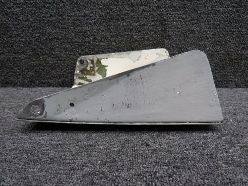 2252012-1 Cessna TR182 Cowl Flap Assembly LH (Damaged)