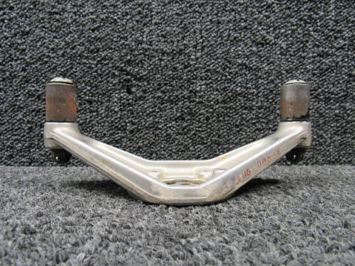 44386-000 (Cast: 44385) Piper PA31-350 Nose Gear Steering Arm w Outer Bushings