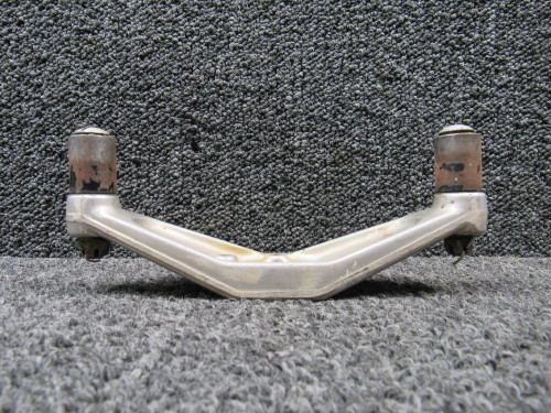 44386-000 (Cast: 44385) Piper PA31-350 Nose Gear Steering Arm w Outer Bushings