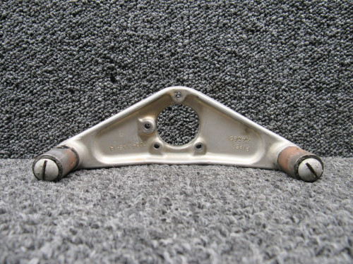 44386-000 (Cast: 44385) Piper PA31-350 Nose Gear Steering Arm w Outer Bushings