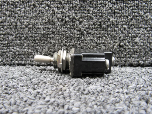 1TL1-8 (Alt: MS24523-26) Micro Switch Toggle Switch