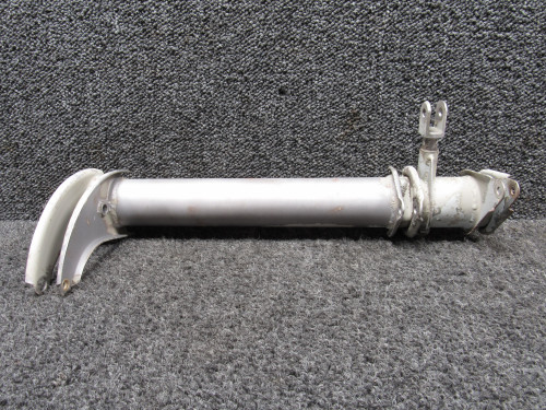Cessna Main Gear Torque Tube LH with Bolt