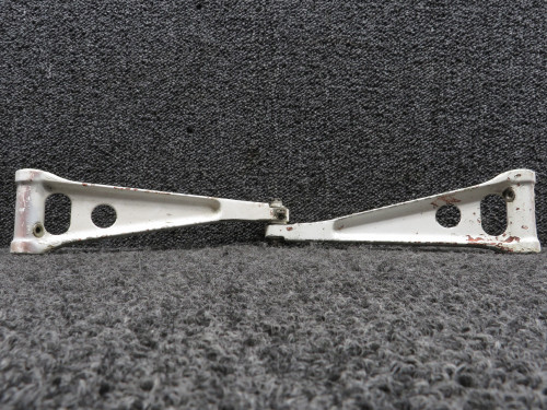 25UN491A Hawker Nose Landing Gear Torque Link Assembly