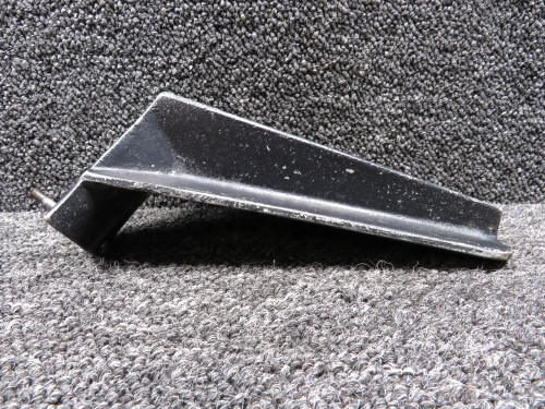 0811944-1 Cessna 310P Cabin Support Step