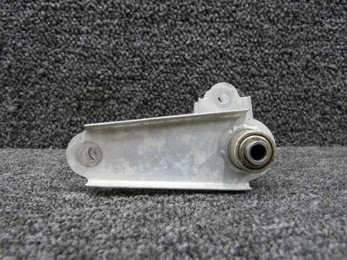 0862100-15 Cessna 421B Flap Bellcrank Assembly LH (Outboard Wing, Inboard)