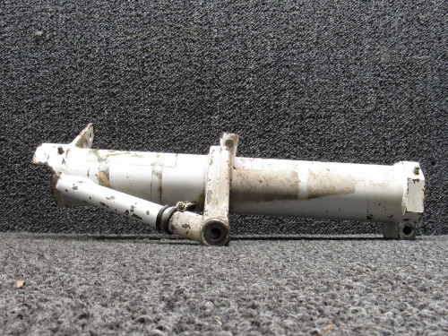 95723-005 Piper PA34-200T Nose Gear Trunnion