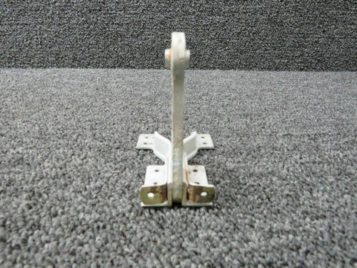 20293-000 Piper PA24 Bracket Aileron Hinge Inboard