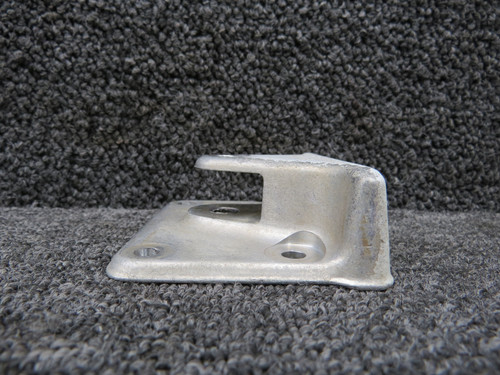 0842105-1 Cessna 421B Nose Landing Gear Drag Brace Bracket Assembly LH