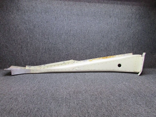 0513007-5, 0513006-110, 0513006-42, 0513006-8 Cessna 172 Doorpost Fuselage LH