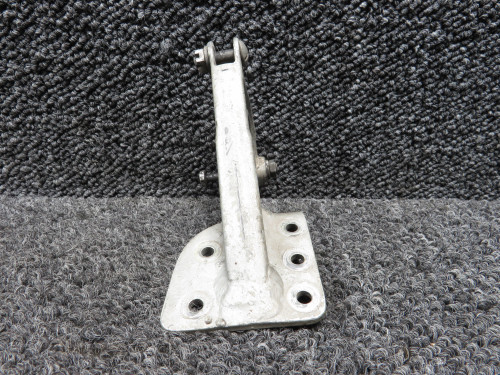 45-815005-1 Beechcraft MLG Door Hinge Inboard LH