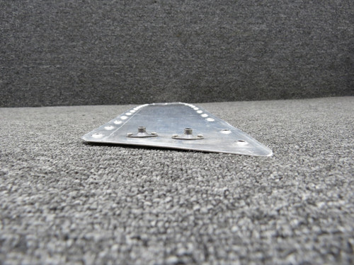 5122013-205 Cessna 421B Lower Center Wing Gap Fairing LH