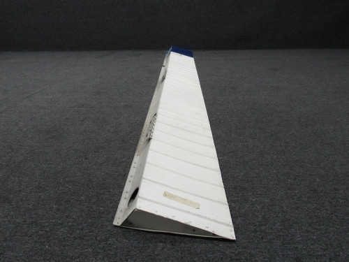 0523800-1 Cessna 150M Aileron Assembly RH