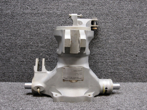 45010-21 (Alt: 45001-11) Beech Aircraft Trunnion Assembly