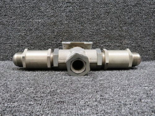 07E54-1, 5514120-2 Janitrol Aero Division Check Valve and Cross Assembly