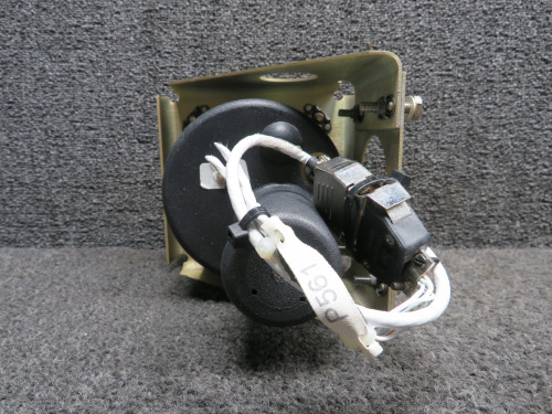 0108-15-P4 S-Tec Pitch Servo Assembly with Mounting Brackets (Fits: S-Tec 55X)