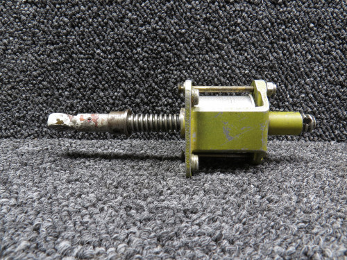 40038-000 Piper Rudder Trim Tab Screw Assembly