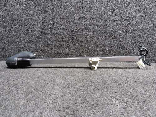 11995-006 Cirrus SR22 Control Yoke Assy RH with Grip, Shaft & Switches